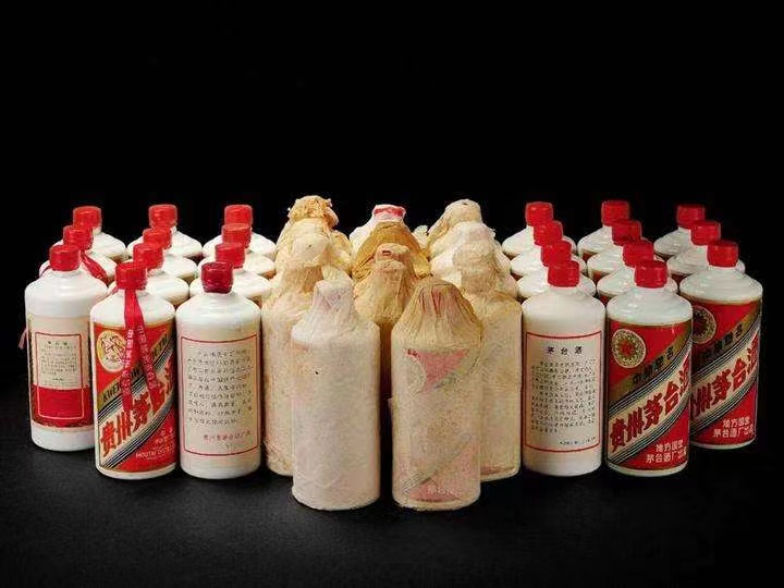 元宝日照岚山回收酒价格哪里回收(附近上门回收茅台酒）?